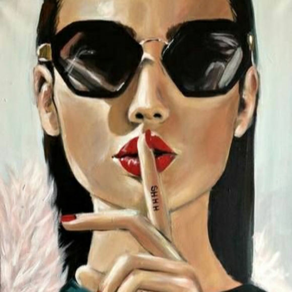 Meet your Posher, Valerie - Picture 2 of 2